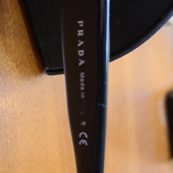 Prada Oversized Black Sunglasses - Picture 4 of 11